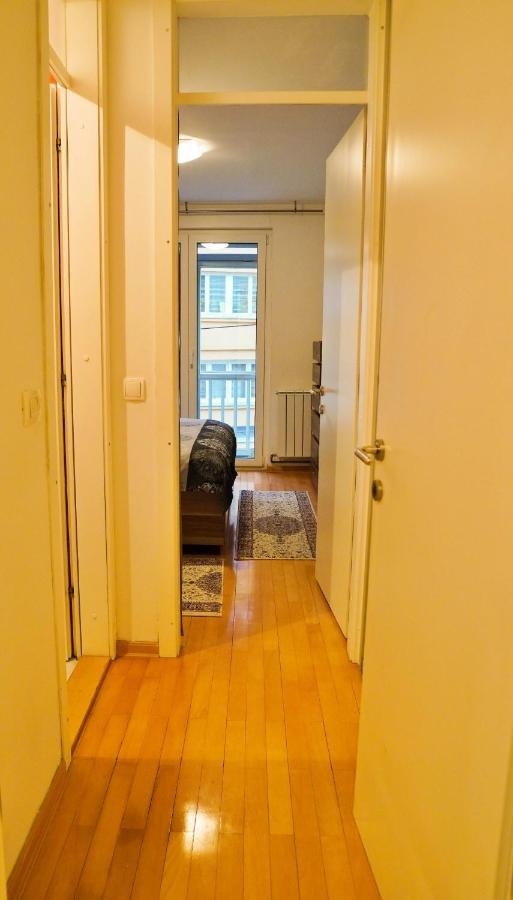 City Center Grand Apartment - Three-Bedroom, Free Parking Sarajevo Exterior foto